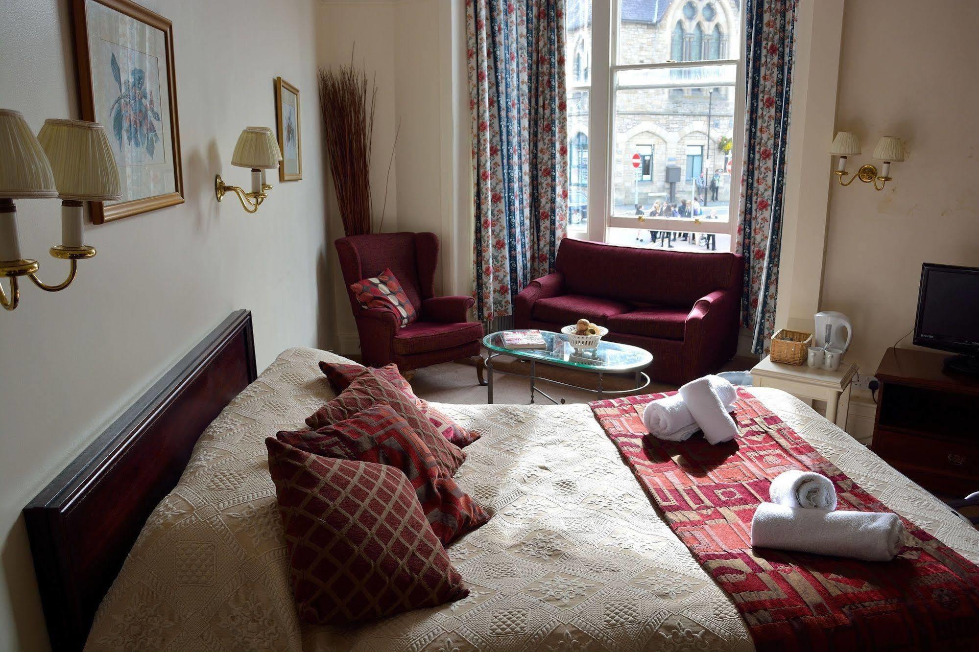 لانغولين The Royal Hotel المظهر الخارجي الصورة