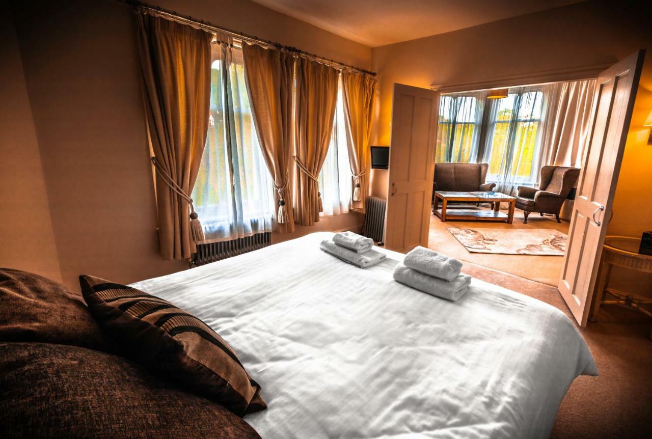 لانغولين The Royal Hotel المظهر الخارجي الصورة